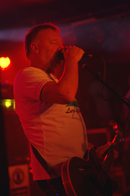 Peter Hook & The Light - Live at Chinnerys, Southend-on-Sea, Essex - Sunday November 18th, 2012