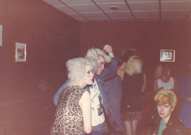 Heather, Angus & Ian at Heroes, Chelmsford - 18.09.81