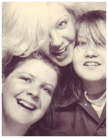 Sally, Sally H and Deb - Southend - 1981