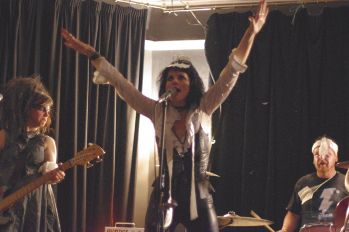 The Priscillas - Live at The Railway Hotel, Southend-on-Sea, Friday October 28th, 2011 