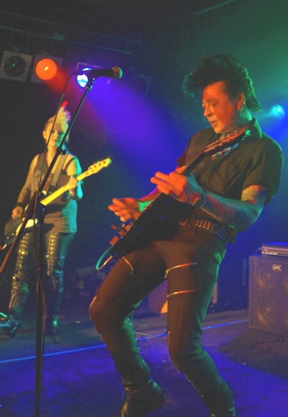 The Optic Nerves - Live at Chinnerys, Southend-on-Sea, 13.03.11