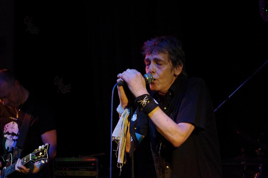 Eddie & The Hot Rods - Live at Club Riga at O'Neill's, Southend-on-Sea, Essex, Saturday December 5th, 2015 