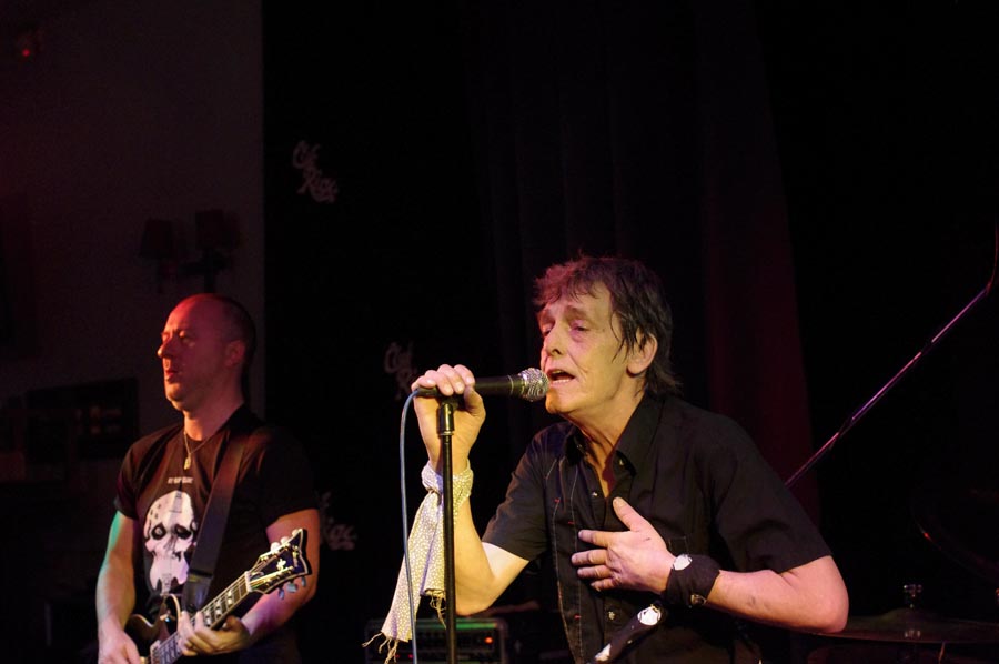 Eddie & The Hot Rods - Live at Club Riga at O'Neill's, Southend-on-Sea, Essex, Saturday December 5th, 2015 