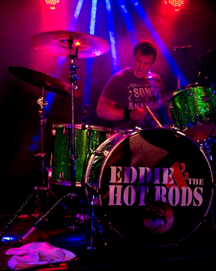 Headline Maniac - Live at Chinnerys, Southend-on-Sea, Essex, Friday August 11th, 2017