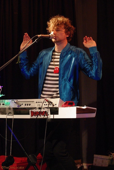 Southend Fringe Festival 'Belle et La Beat', June 6th 2010 - Bearcraft - Live at The Railway Hotel 