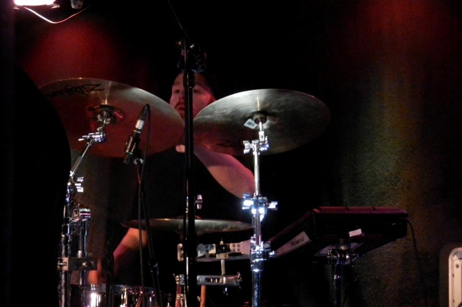 Hugh Cornwell - Live at Chinnerys, Southend-on-Sea, Essex, Thursday November 1st, 2018