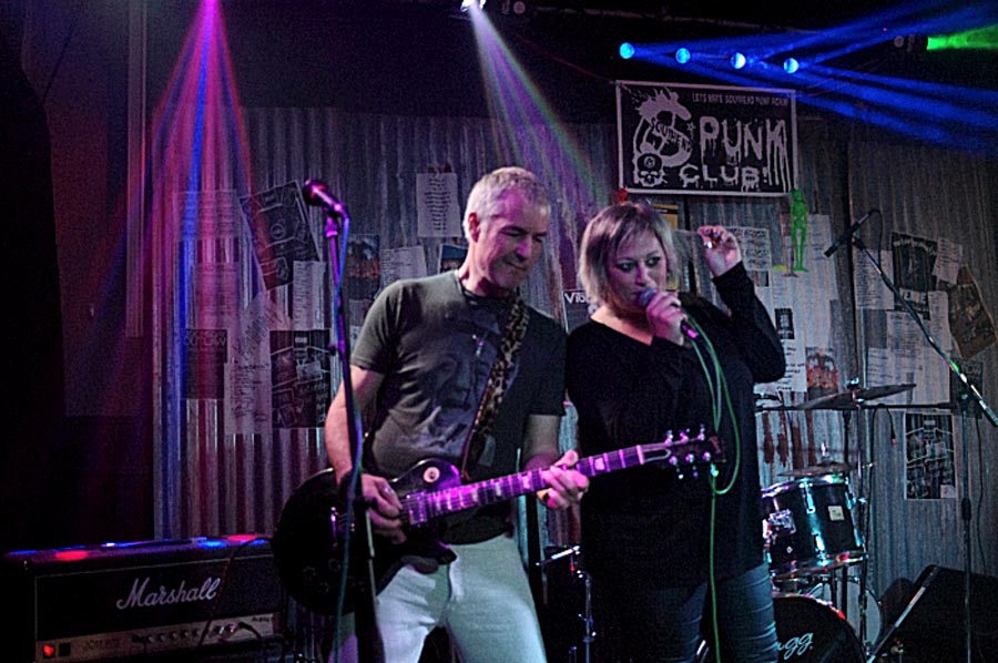 Deviant Heart - Live at The Venue, Westcliff-on-Sea, Essex - Friday November 30th, 2018