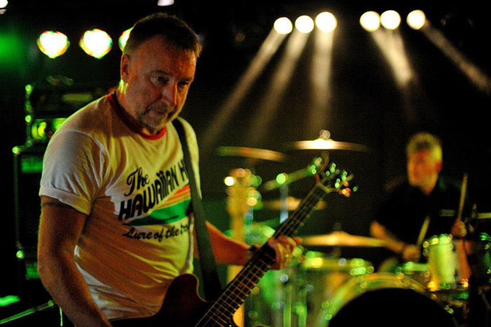 Peter Hook & The Light - Live at Chinnerys, Southend-on-Sea, Essex - Sunday November 18th, 2012