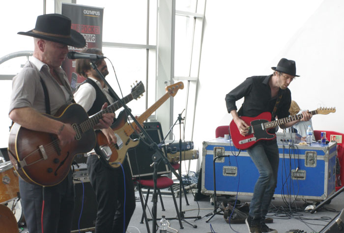 Phillious Williams - Live at The Southend Pier Festival - Saturday August 11th, 2012