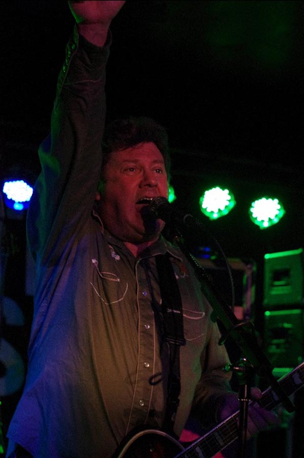 Stiff Little Fingers - Live at Chinnerys, Southend-on-Sea, 06.12.15