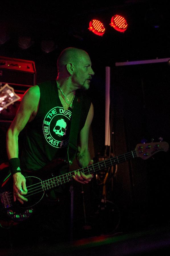 Stiff Little Fingers - Live at Chinnerys, Southend-on-Sea, 06.12.15