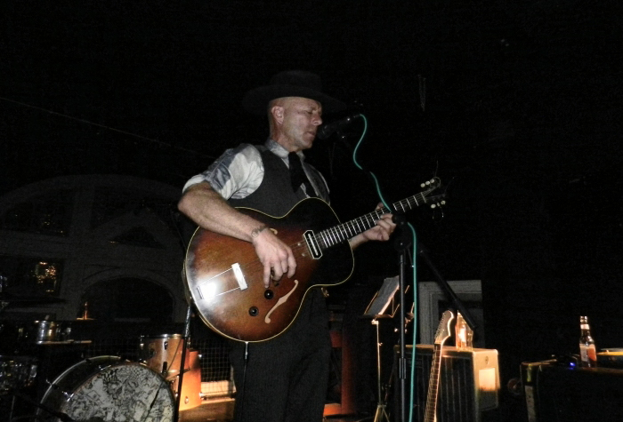 Phillious Williams - Live at The Railway Hotel, Southend-on-Sea, Friday July 26th, 2013