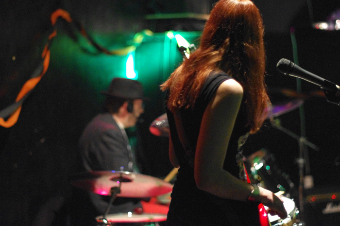 Ten Tigers - Live Upstairs at The Sunrooms - 09.12.11