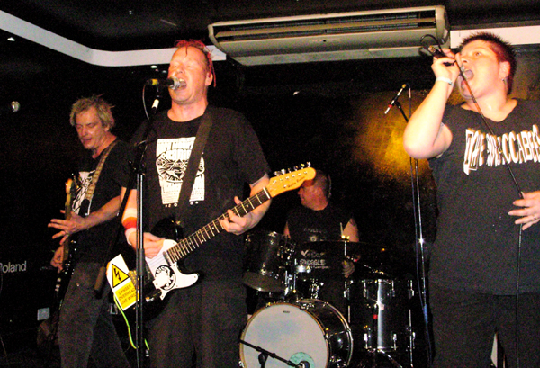 Eastfield - Live at Bar Lambs - 30.05.09 