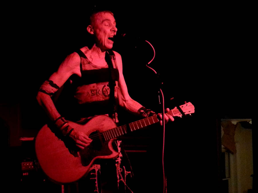 TV Smith - Live at The Railway Hotel, Southend-on-Sea, Saturday December 7th, 2013