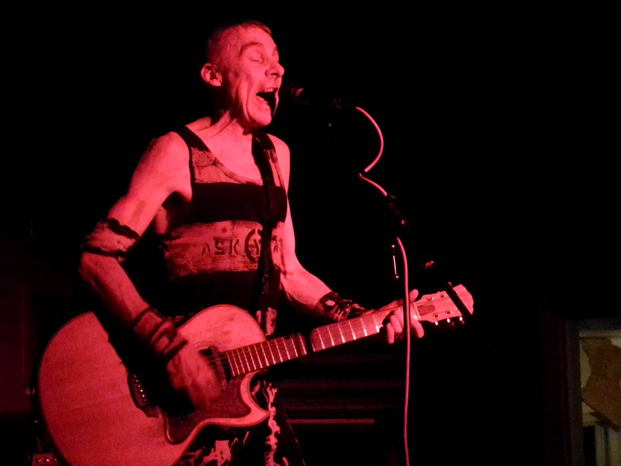 TV Smith - Live at The Railway Hotel, Southend-on-Sea, Saturday December 7th, 2013
