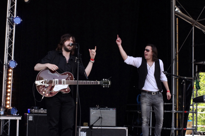The Lucky Strikes - Live at The Village Green Festival, Chalkwell Park, Southend-on-Sea, Essex, Saturday July 13th, 2013