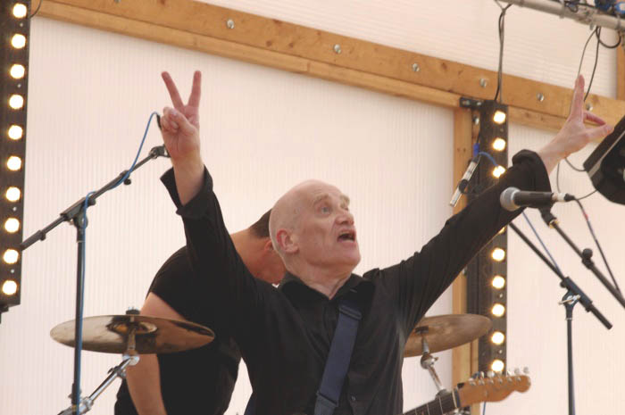 Wilko Johnson - Live at The Village Green Festival, Chalkwell Park, Southend-on-Sea, Essex, Saturday June 30th, 2012 
