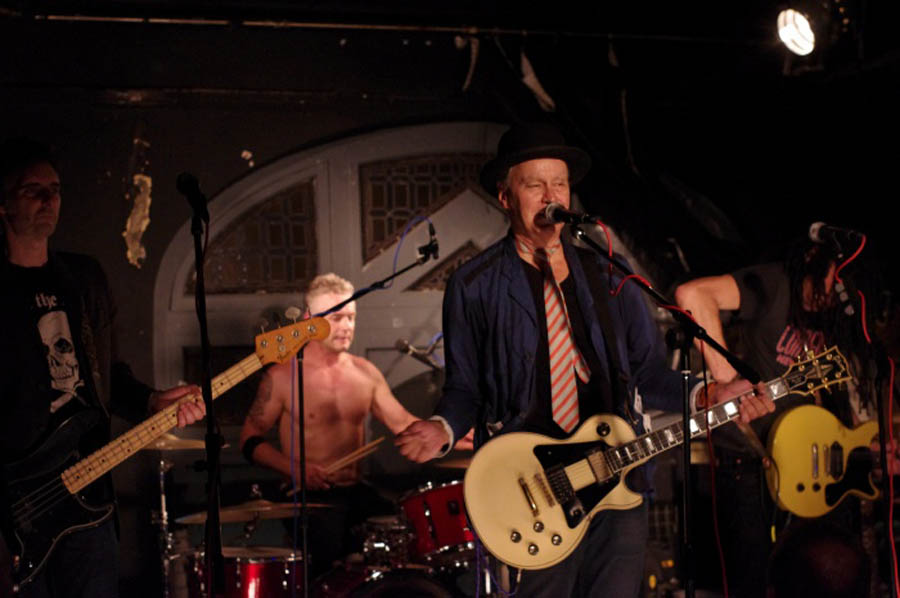 Walter Lure - Live at The Railway Hotel, Southend-on-Sea, Essex on Wednesday September 16th, 2015