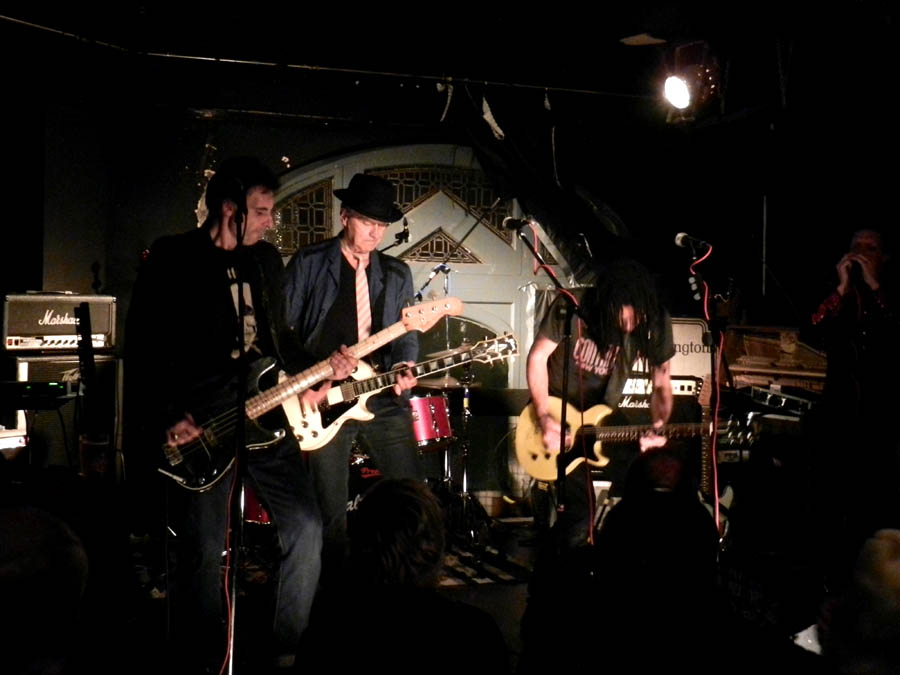 Walter Lure - Live at The Railway Hotel, Southend-on-Sea, Essex on Wednesday September 16th, 2015