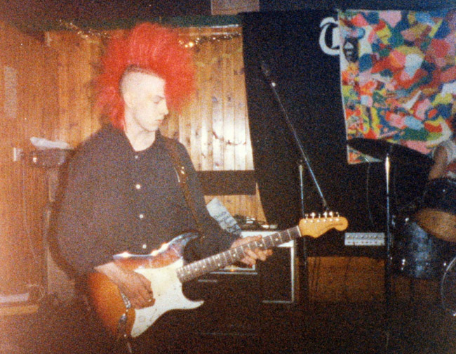 The Armless Teddies - Live at Focus