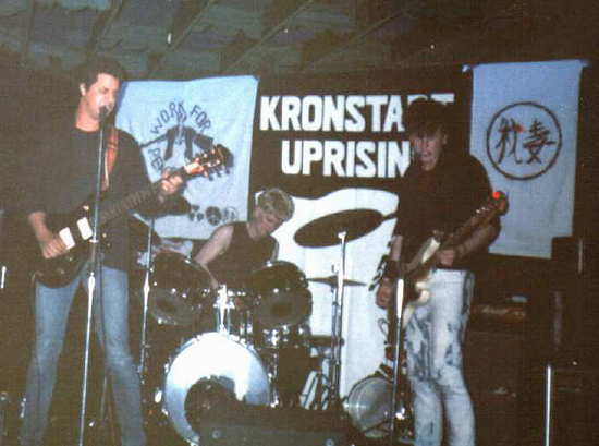 Kronstadt Uprising - Live at 'Sids' - 25.05.83