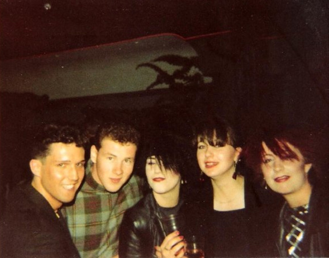 Jods, Phil Gurry, Fran Healy, Julie, Jo Gahan - Crocs Saturday August 30th 1980