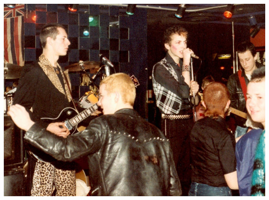 The School Bullies - Live at Scamps - 04.12.80