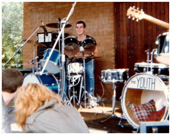 The Bullies - Live at Gloucester Park