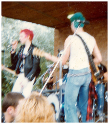 The Bullies - Live at Gloucester Park