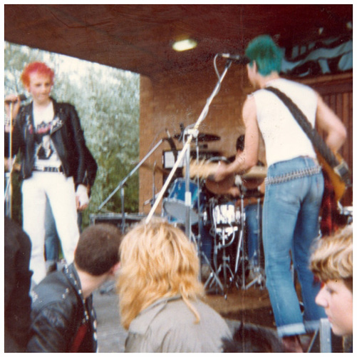 The Bullies - Live at Gloucester Park