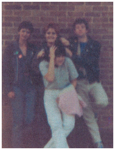 The Vandals - Sue, Alf and Kim with Rik