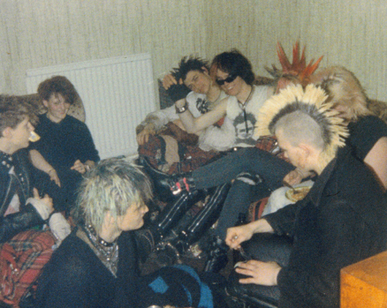 L-R: Phil, Paula, Johnny, Alice, Kerry, Liz, Slug & Gary Lewis