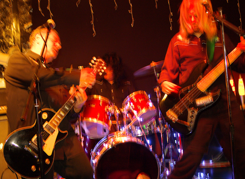 Celebration of 30 Years of Punk - The Machines - Live at The Ship - 05.07.07