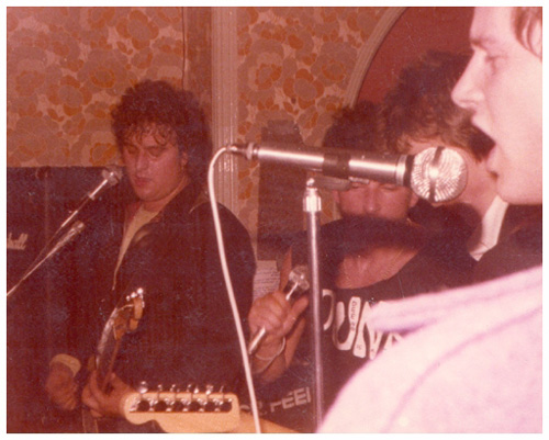 Deeno's Marvels - Live at The Railway  - First Gig - 17.09.77