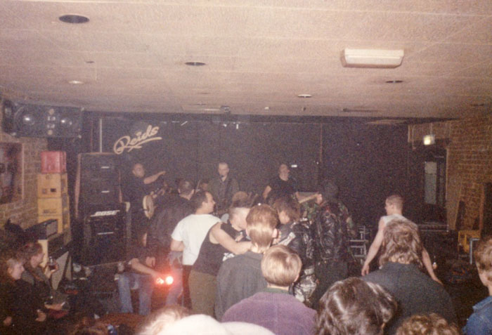 Sonic Violence - Live at Reids, Southend