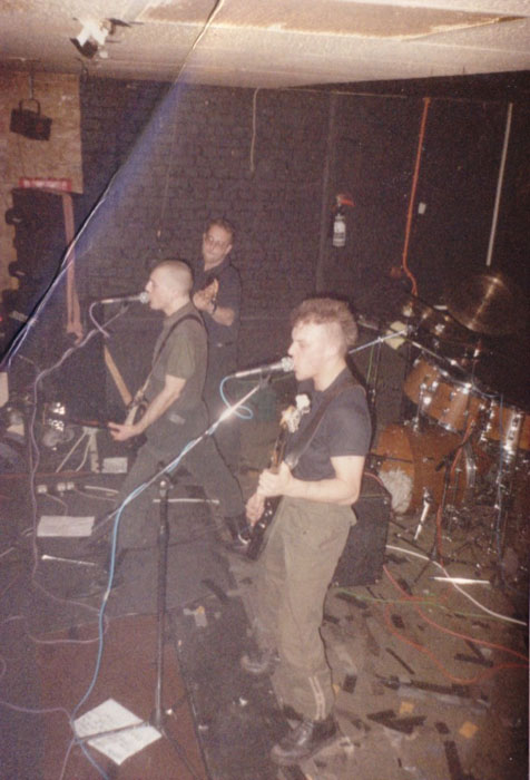 Sonic Violence - Live at Reids, Southend